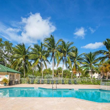 Villa The Trinidad -Pool & Parking à Key West Extérieur photo